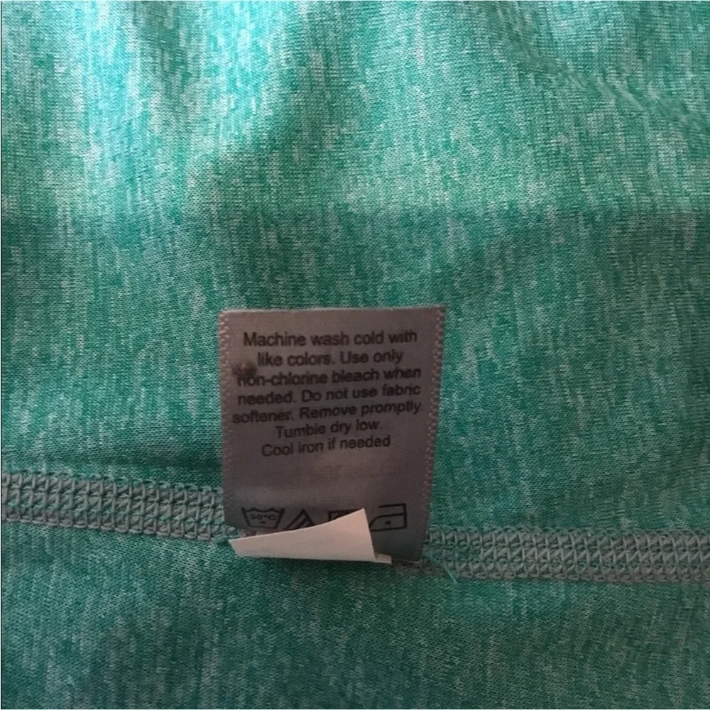 Champion Duodry short sleeve athletic tee Womans size XL green & gray - Picture 16 of 16